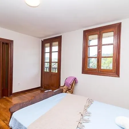 Autentica Casona Cantabra Naturaleza Y Playas Holiday home *
